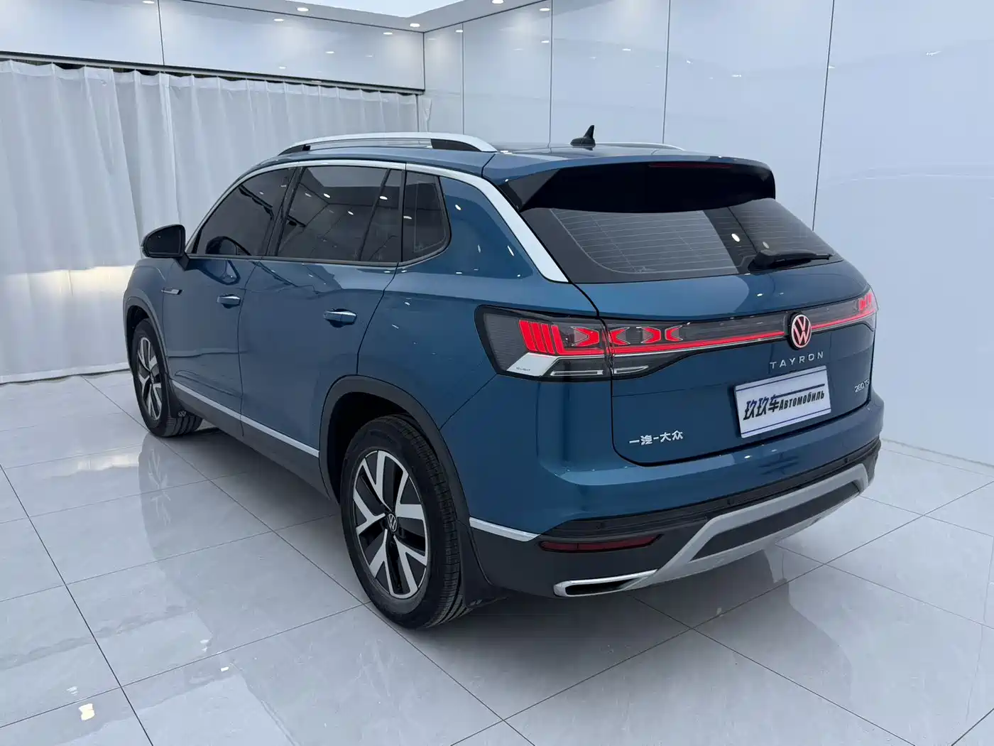 Volkswagen Tayron 2023 280TSI 2WD Luxury Plus Advanced Edition фото 6