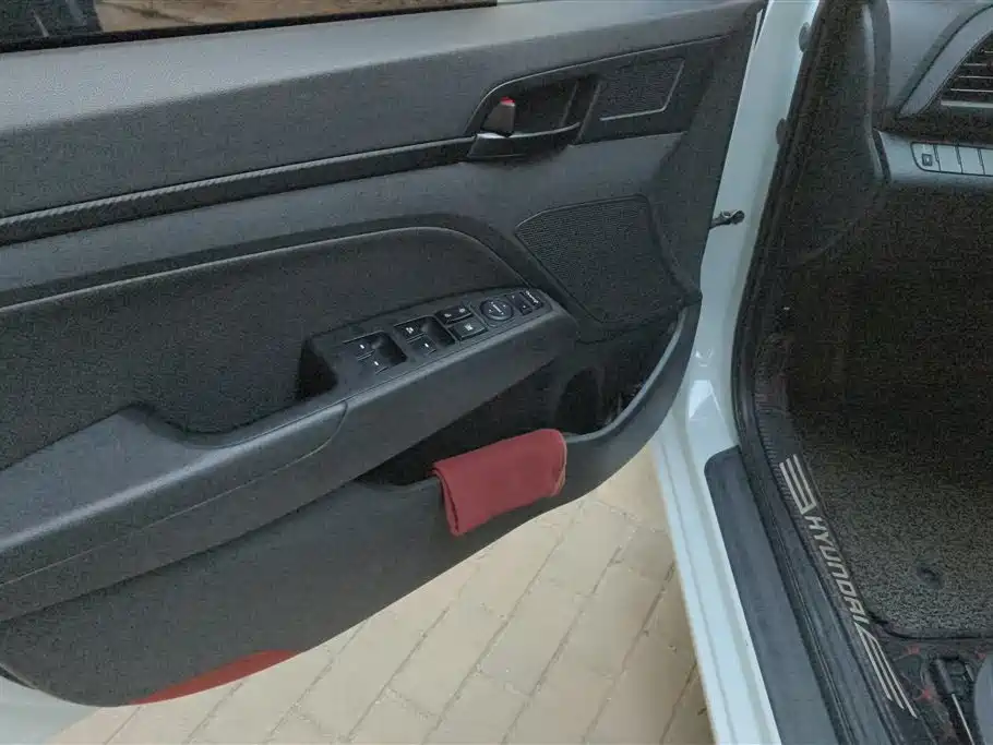 Hyundai Elantra 2019 1.4T Dual-clutch XuanDong·Vitality Type фото 7