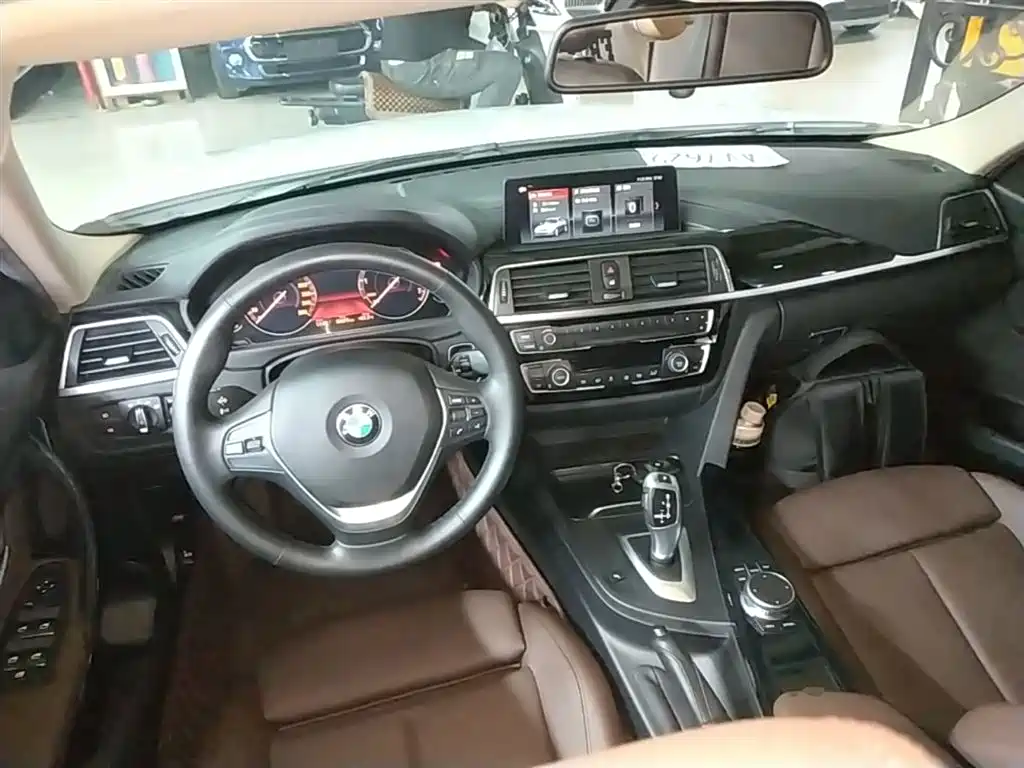 BMW 3 Series 2019 320Li Fashion Type фото 6