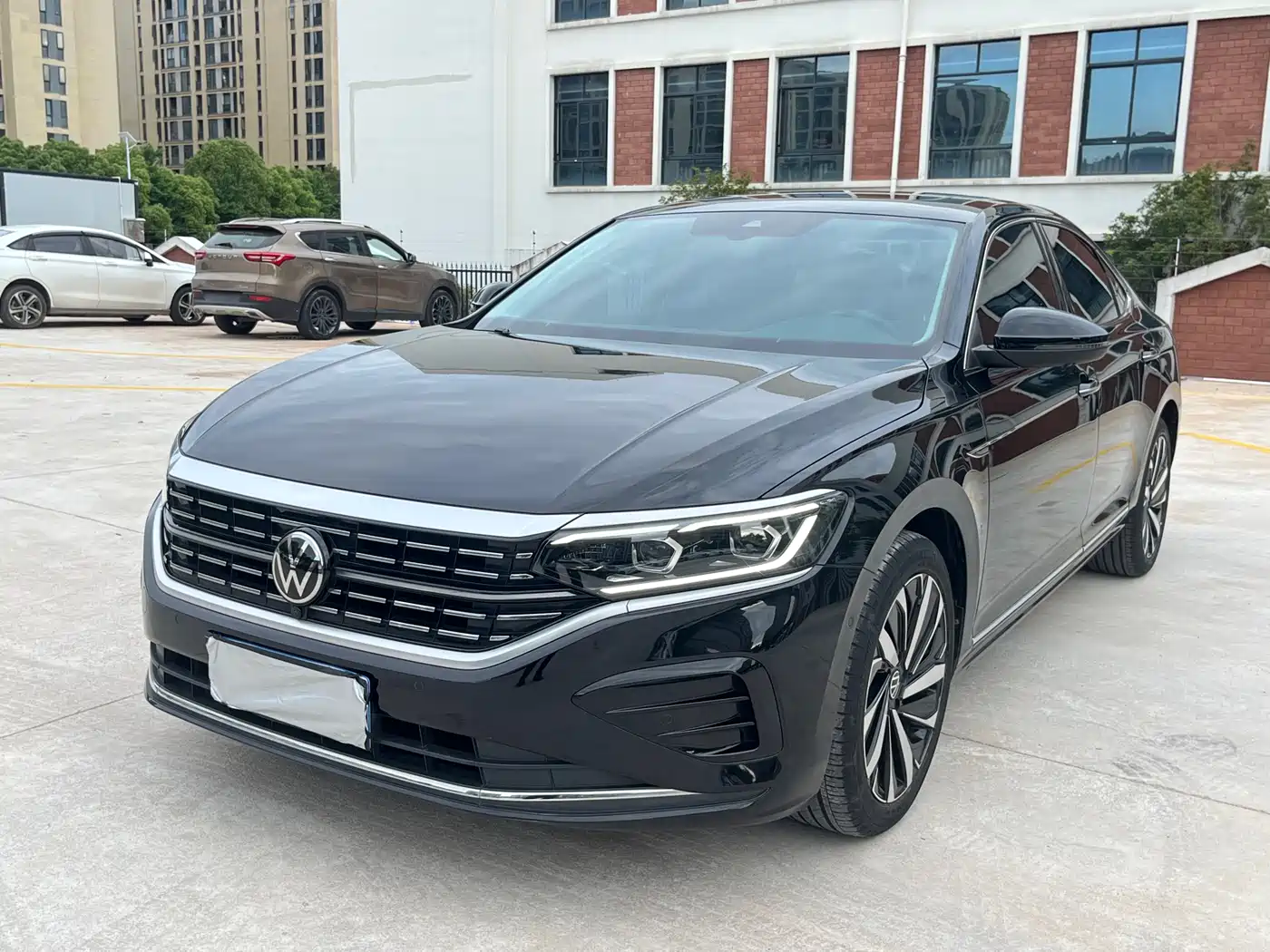 Volkswagen Passat 2023 330TSI Luxury Edition