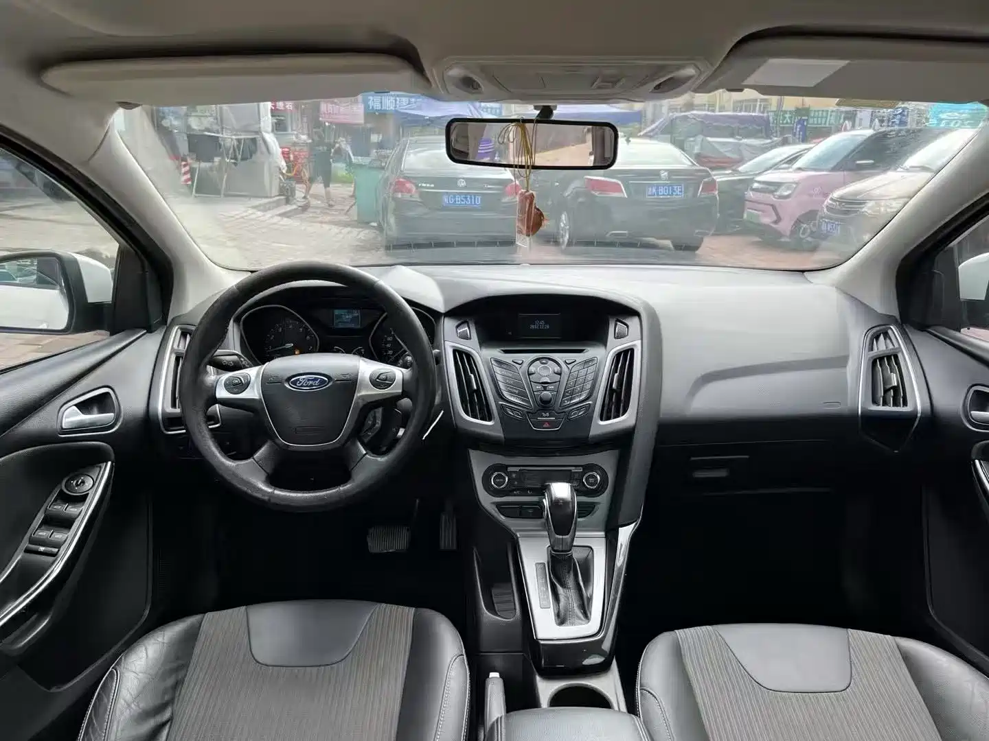Фото 7 - Ford Focus