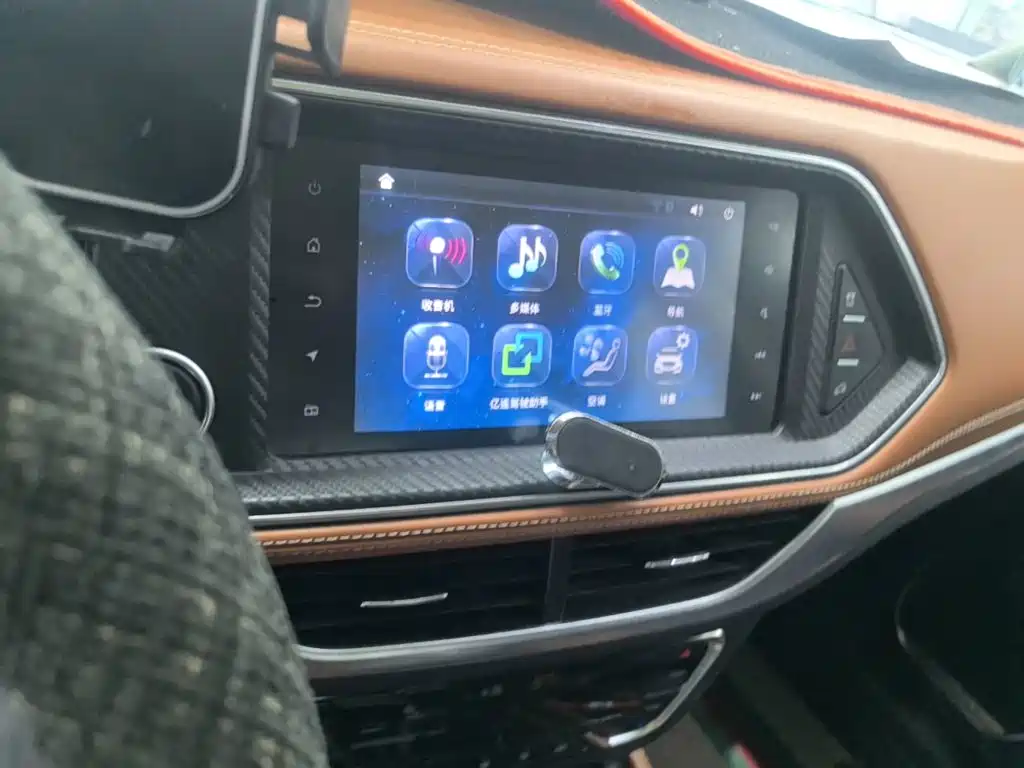 Zotye T300 2018 2017 1.5T CVT Premium