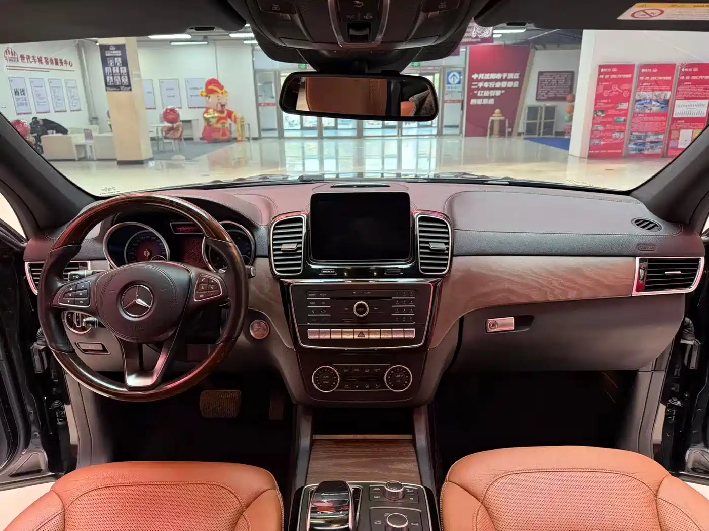 Mercedes-Benz GLS 2018 GLS 500 4MATIC фото 10