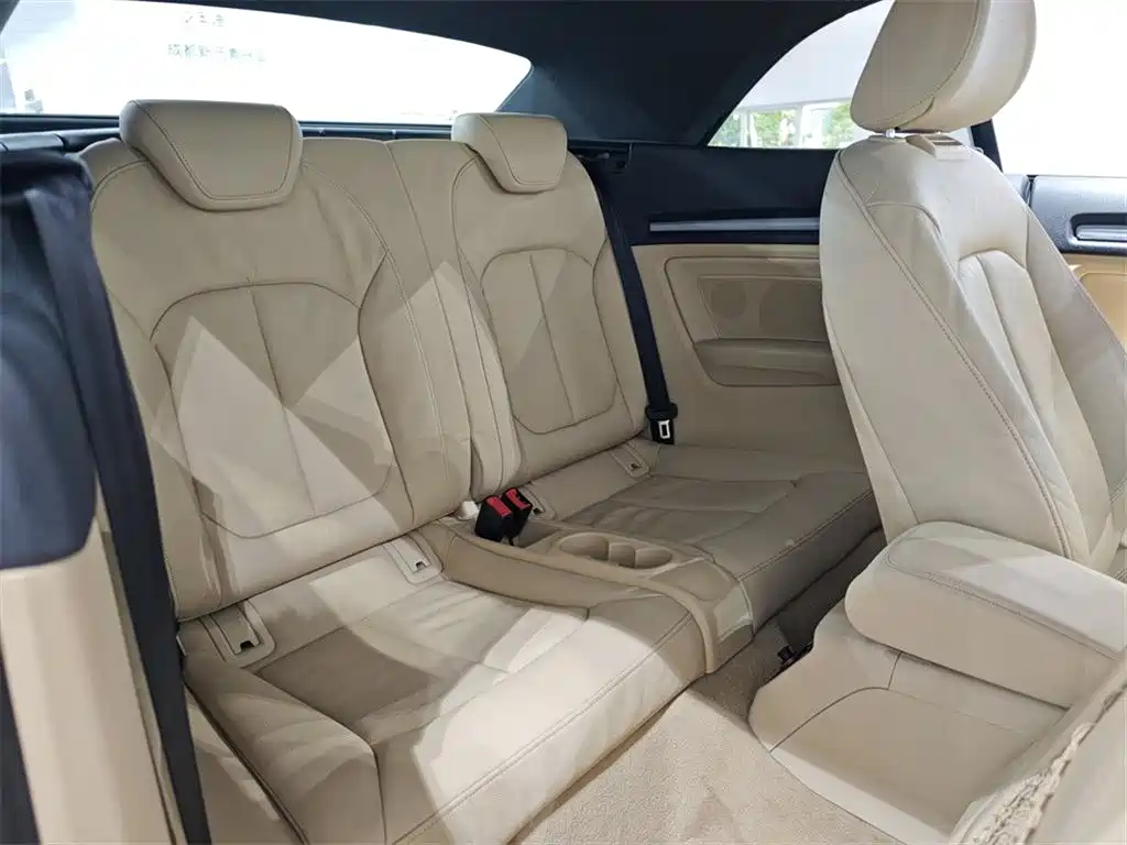 Photo 7 - Audi A3 (Import)