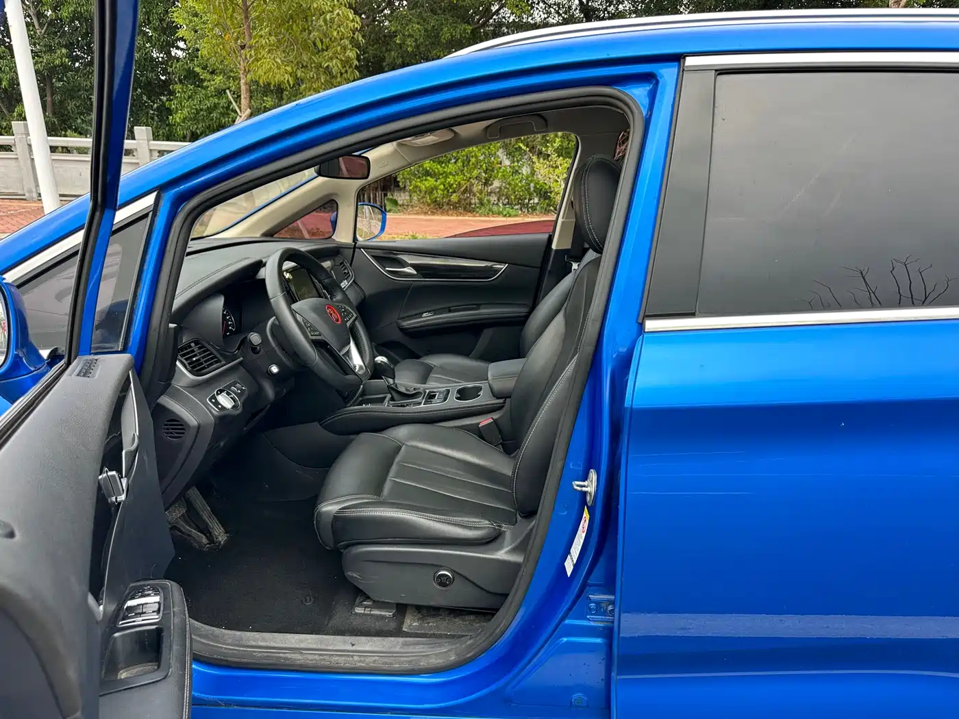 BYD Song MAX 2017 1.5T Auto Smart Connect Premium 7-seater фото 7