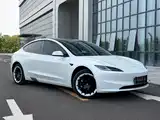 Фото 3 - Tesla Model 3