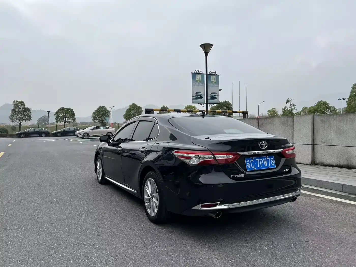 Toyota Camry 2023 2.0G Luxury Edition фото 6