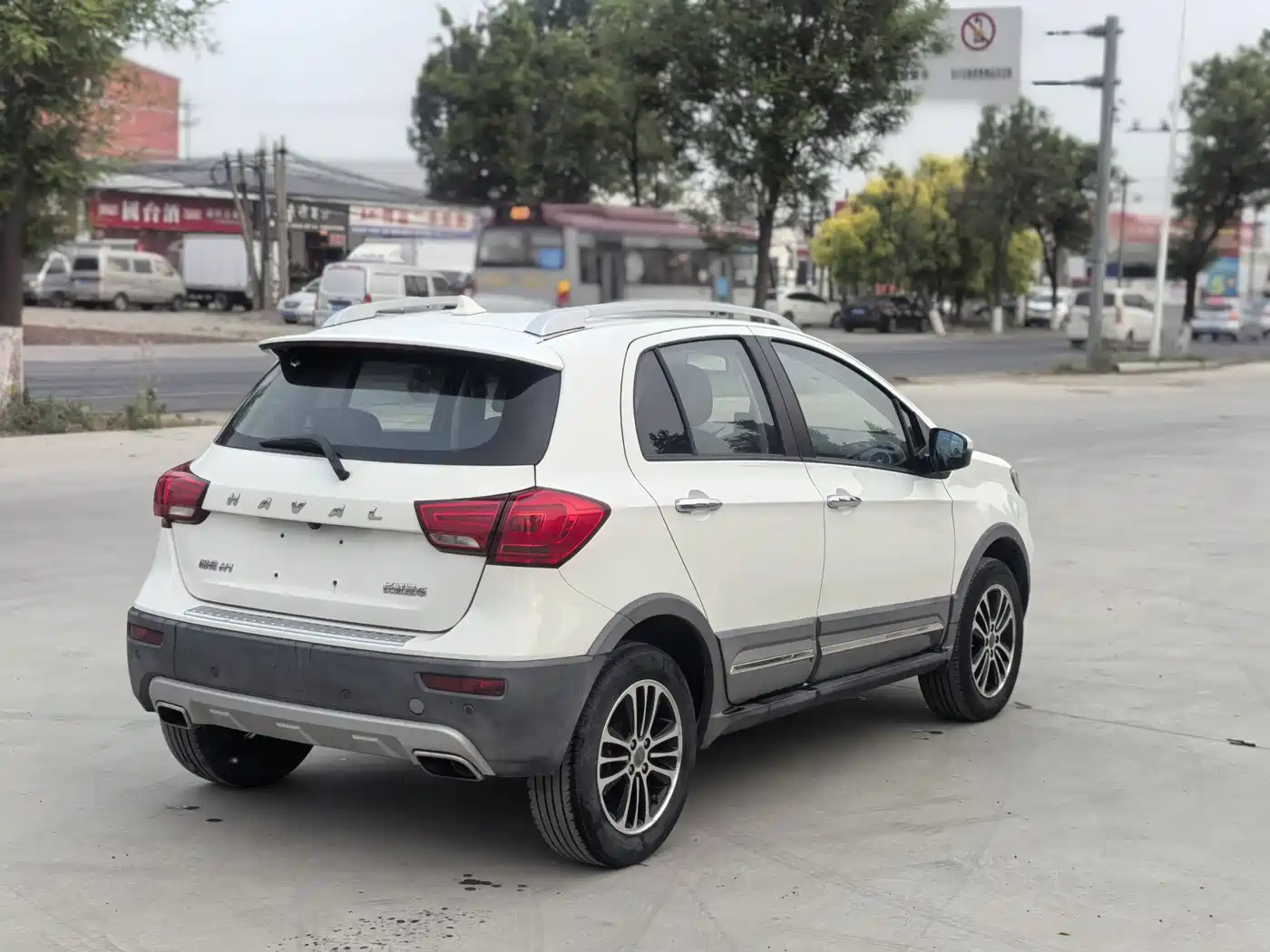 Haval H1 2015 1.5L AMT Luxury фото 6