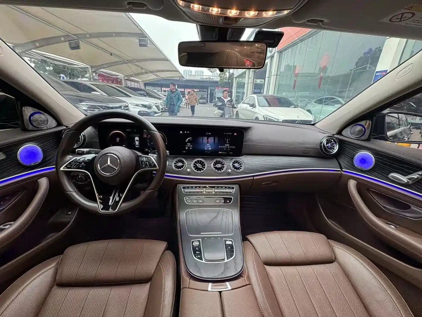 MERCEDES-BENZ E CLASS