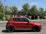 Photo 13 - Suzuki Swift