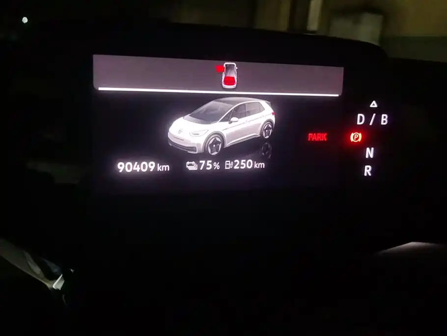 Volkswagen ID.3 2023 Pure Smart Edition фото 14