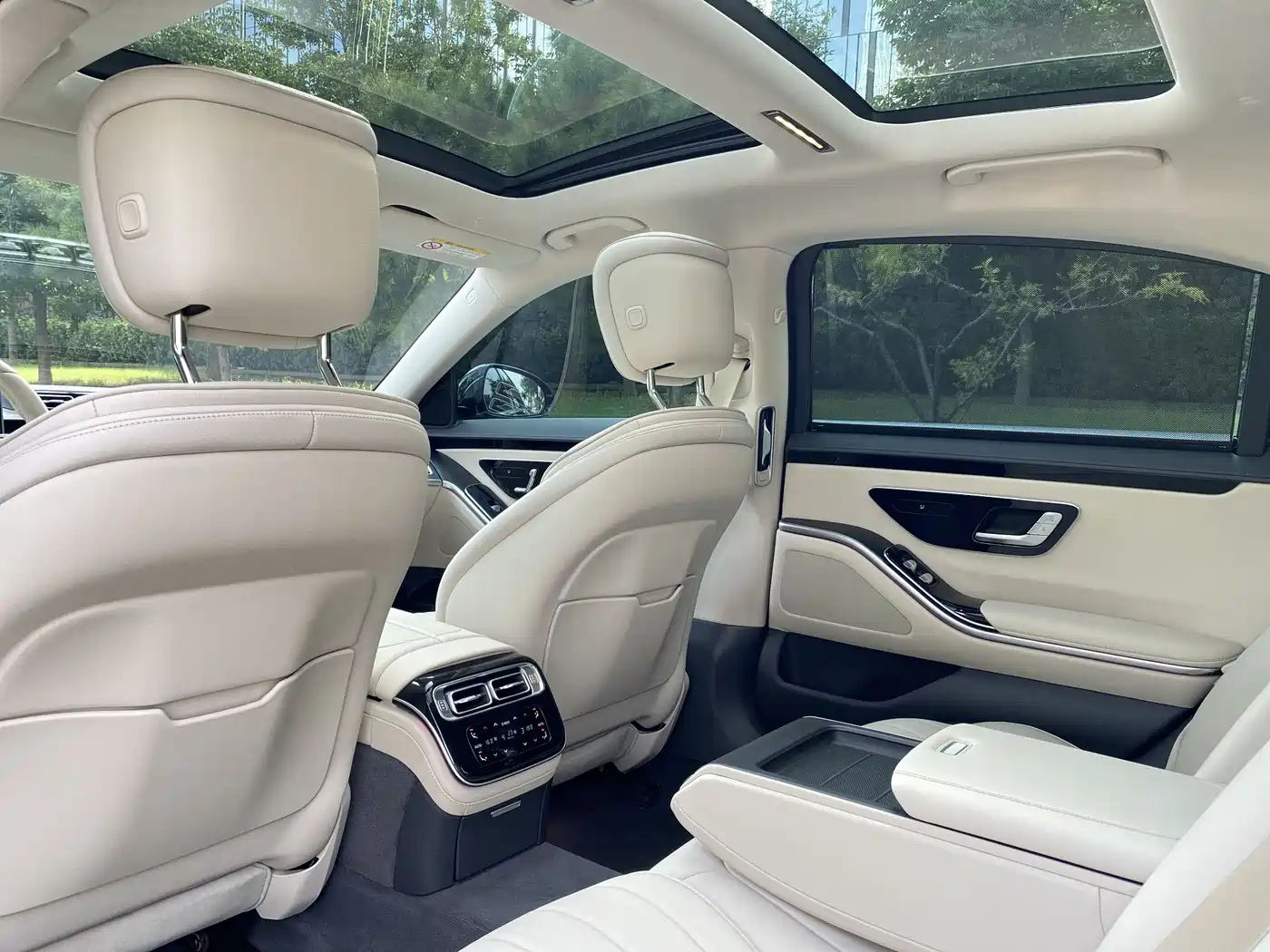 Mercedes-Benz S-Class 2023 Model S 400 L Business Edition фото 18