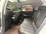 Фото 7 - Geely Preface