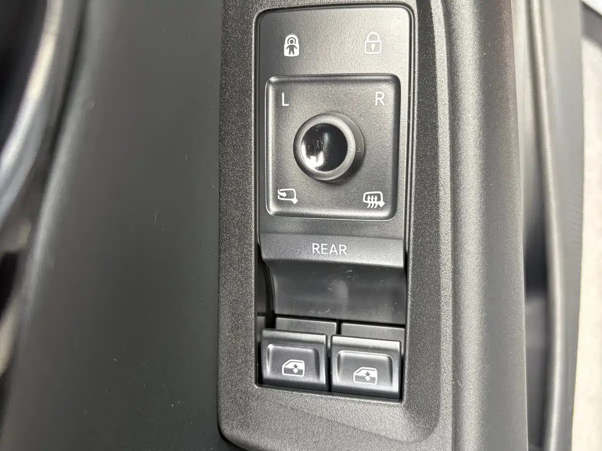 Volkswagen Unique 06 2024 Facelift Pro Long Range фото 16