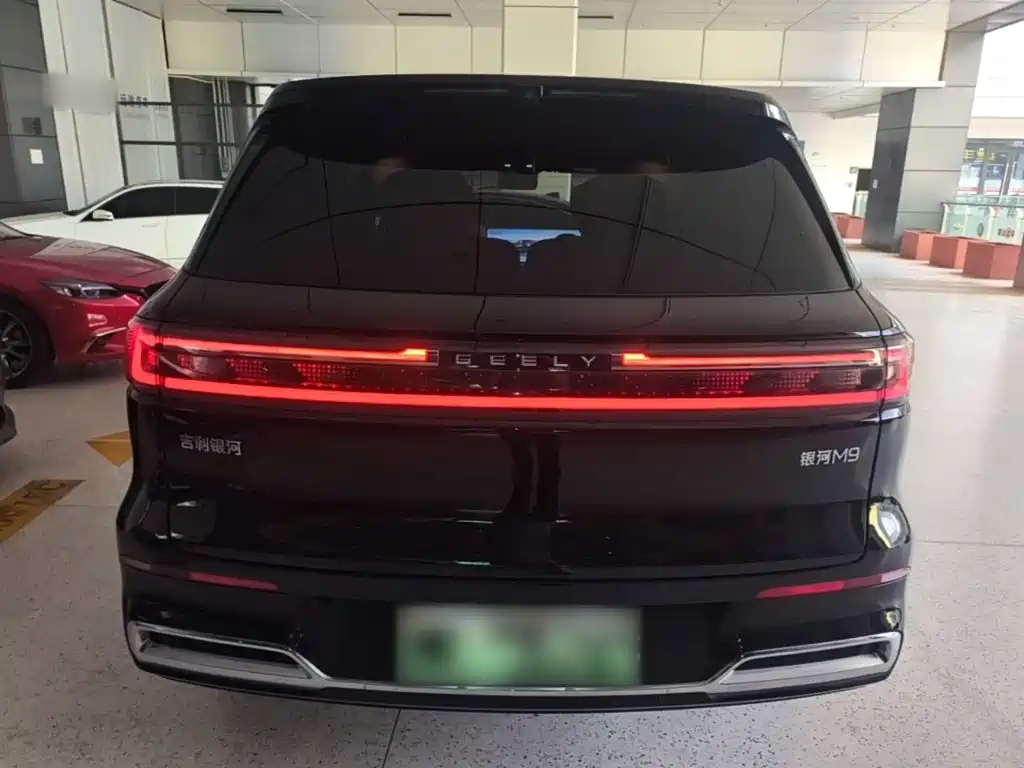 2025 Geely Galaxy Galaxy M9