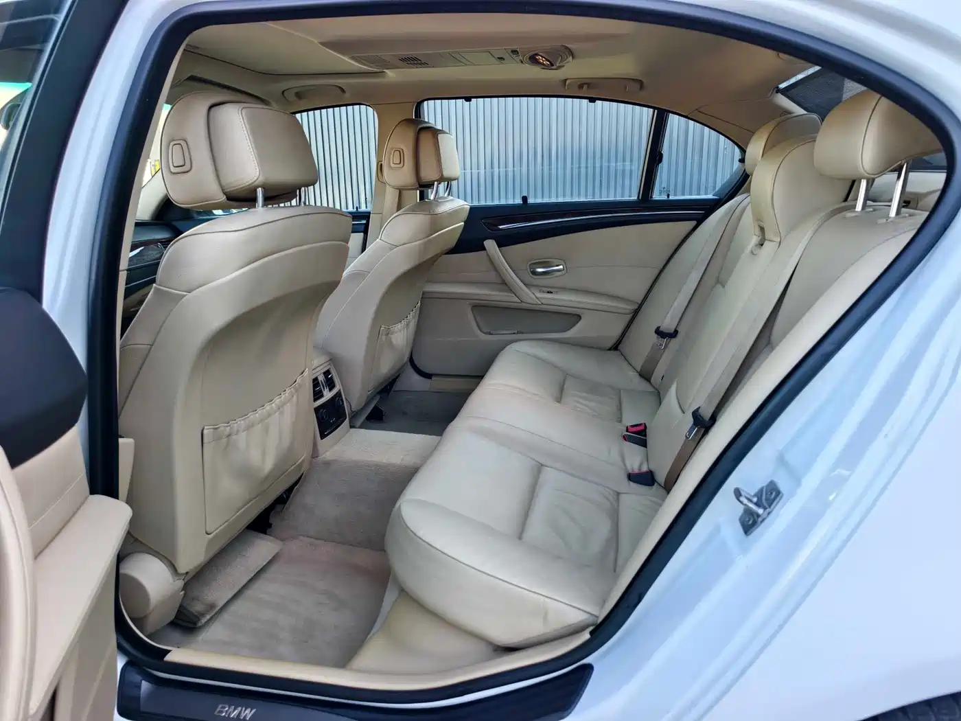BMW 5 Series 2010 520Li Luxury фото 8