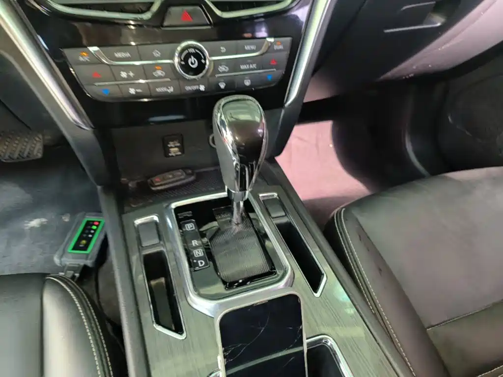 Venucia T90 2017 2017 2.0L CVT Smart Edition