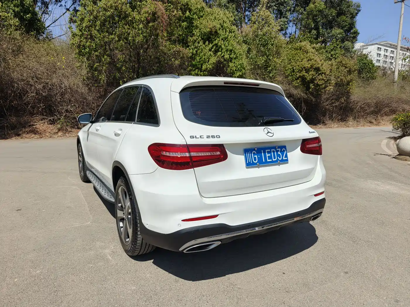 Mercedes-Benz GLC 2017 GLC 260 4MATIC Luxury фото 2