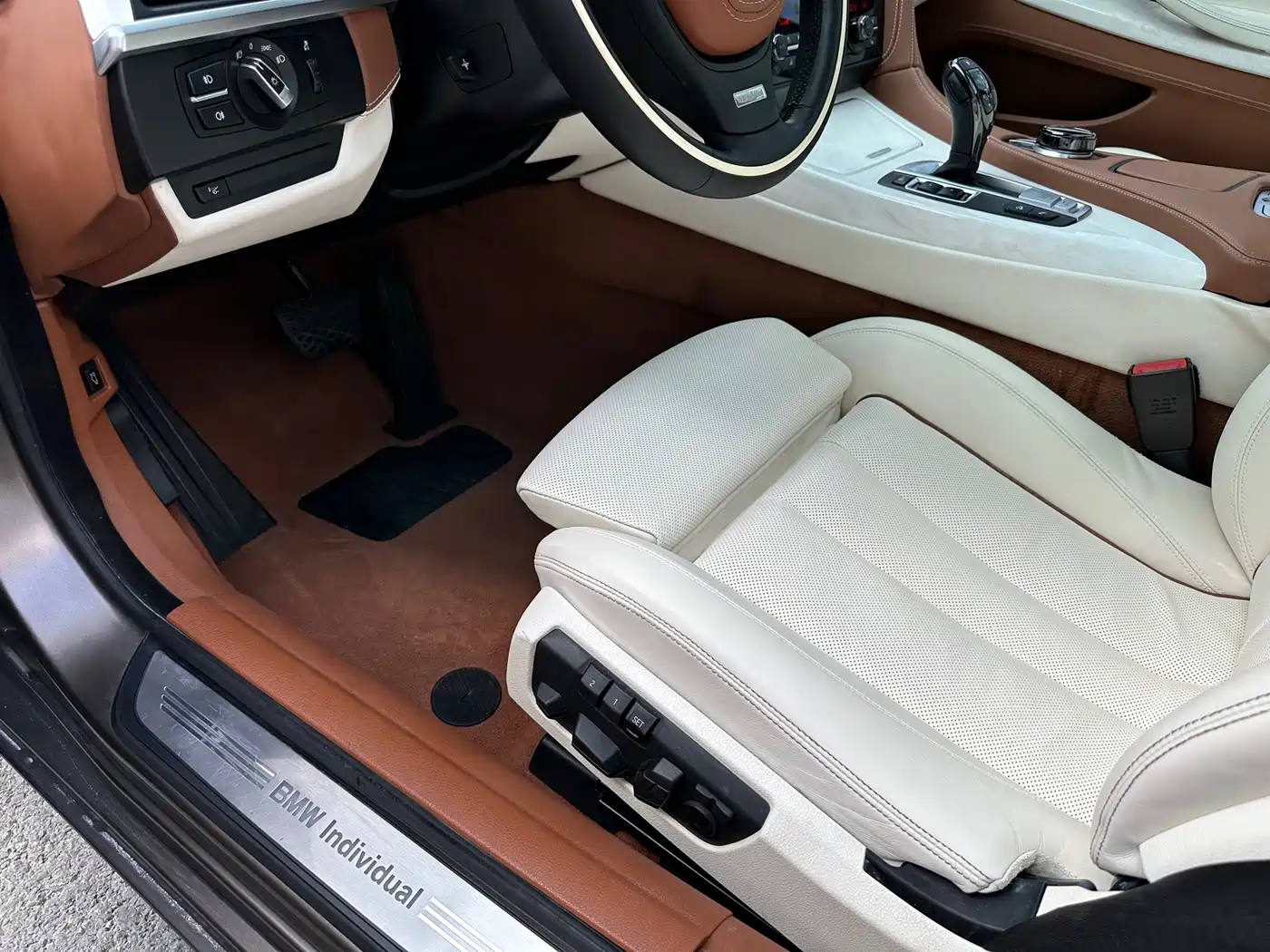 BMW 6 Series 2016 640i xDrive Gran Coupe фото 13
