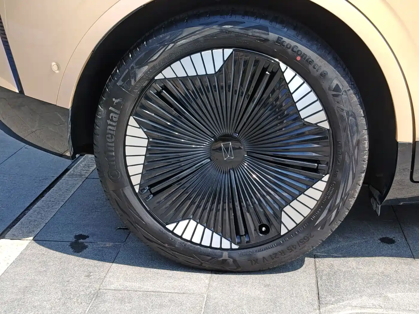 Avatr 11 2024 2024 630 Triple Laser Rear-Wheel Drive Version