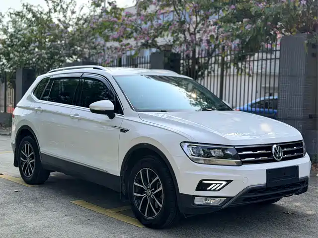 volkswagen tiguan-l