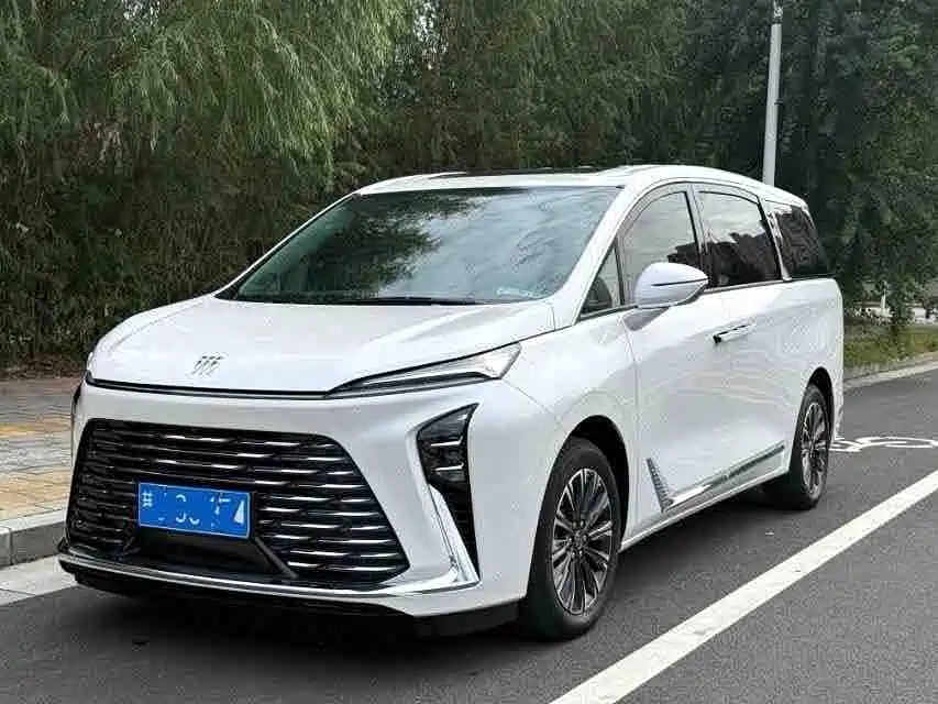 Similar car