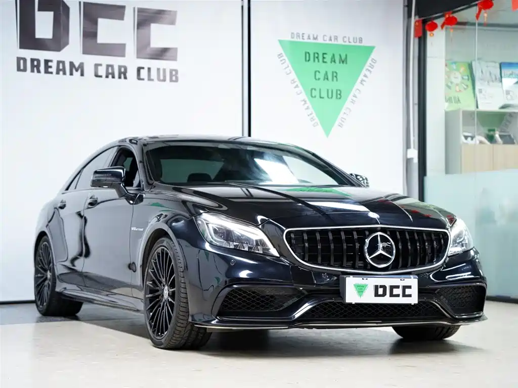 Mercedes-Benz CLS AMG 2015 AMG CLS 63 4MATIC фото 14