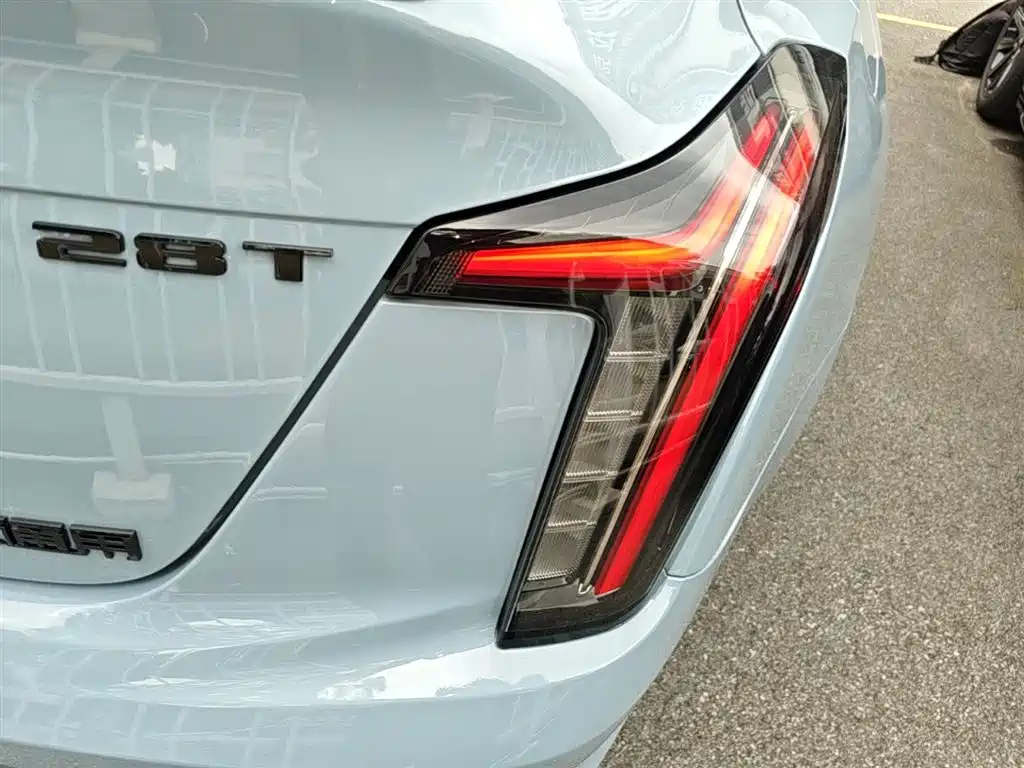 Cadillac CT5 2025 Model 28T Track Performance Edition + Peak Track Package фото 8