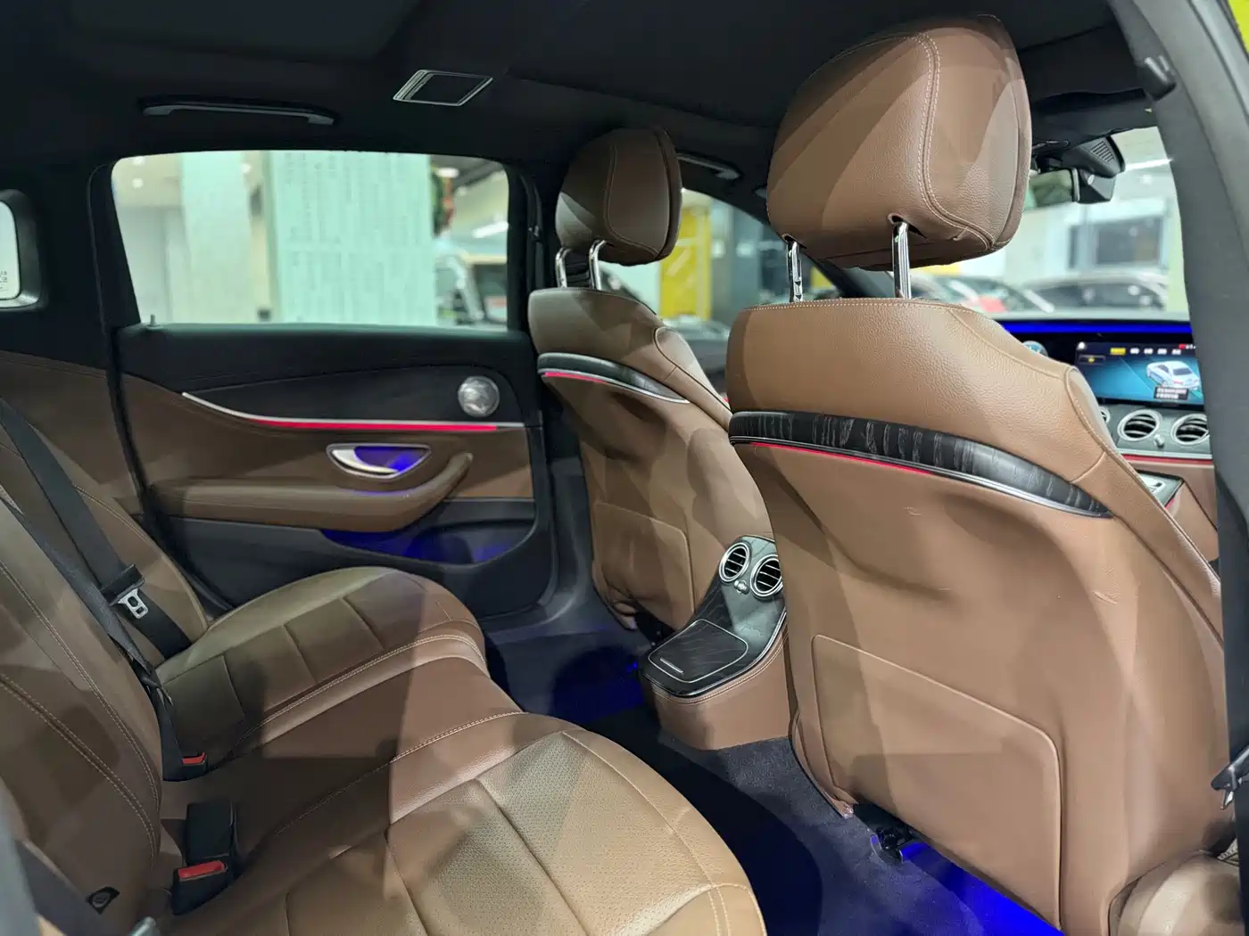 MERCEDES-BENZ E CLASS