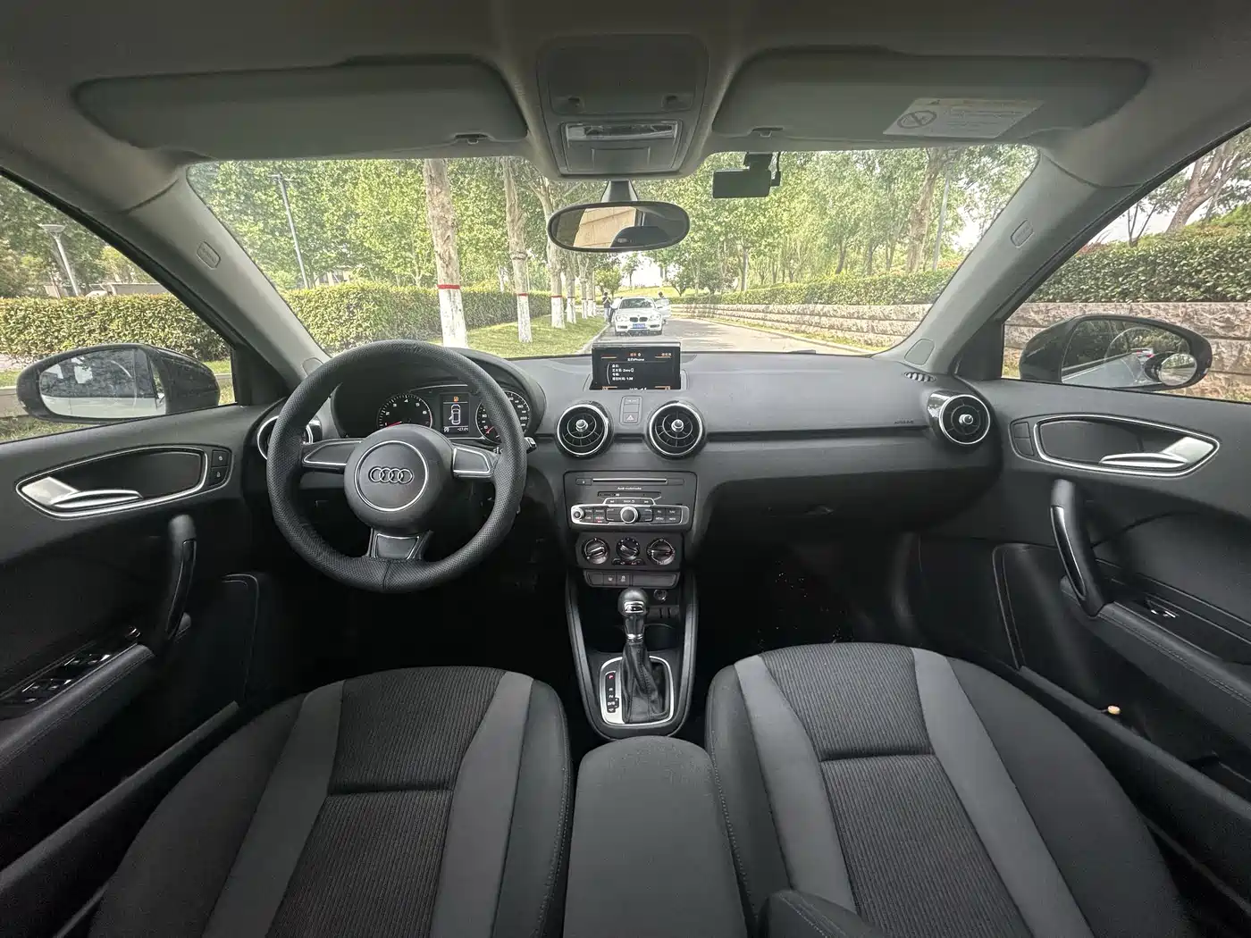 Audi A1 2016 30 TFSI Sportback Design Style Edition фото 6