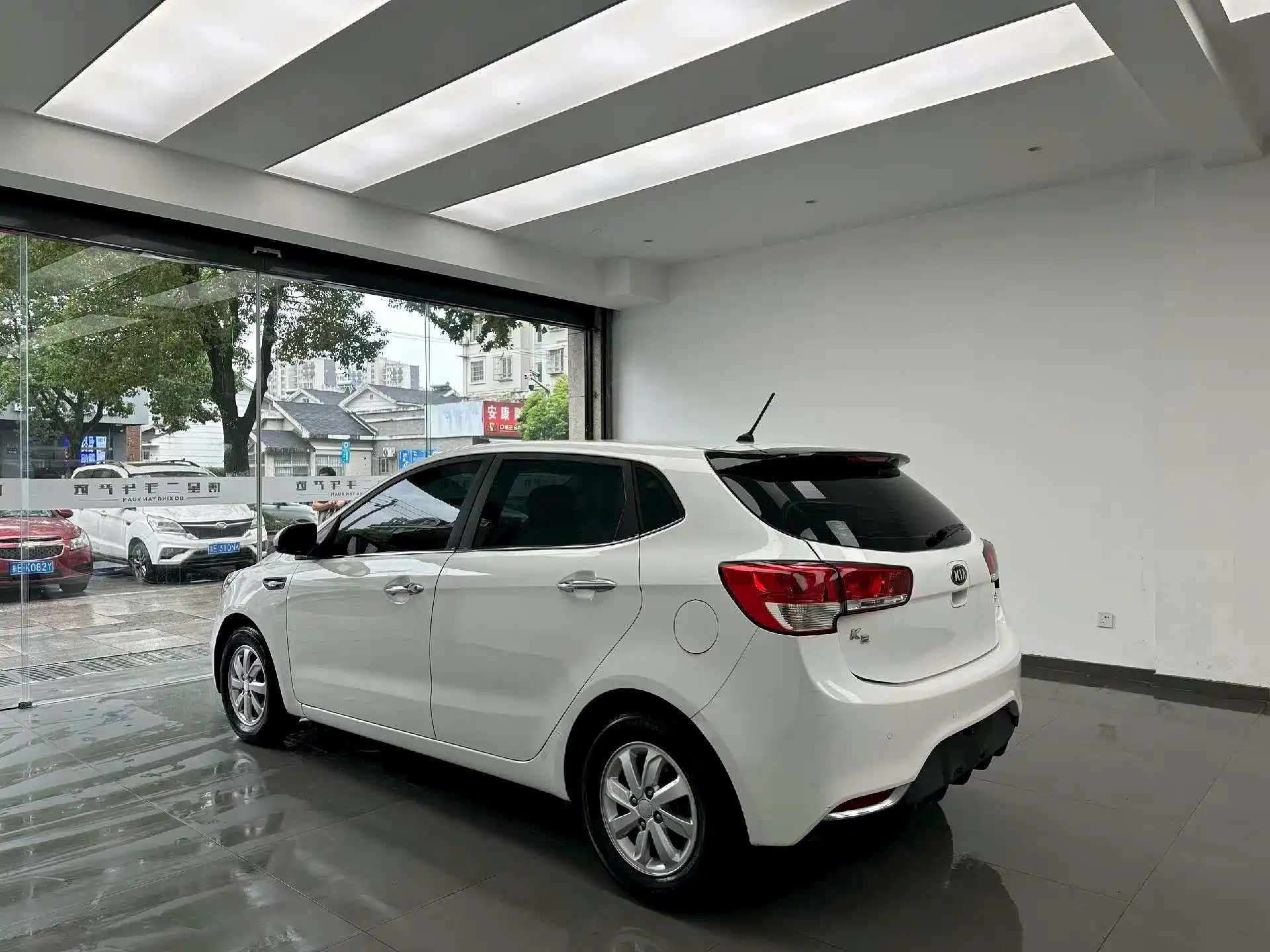 Фото 7 - Kia K2