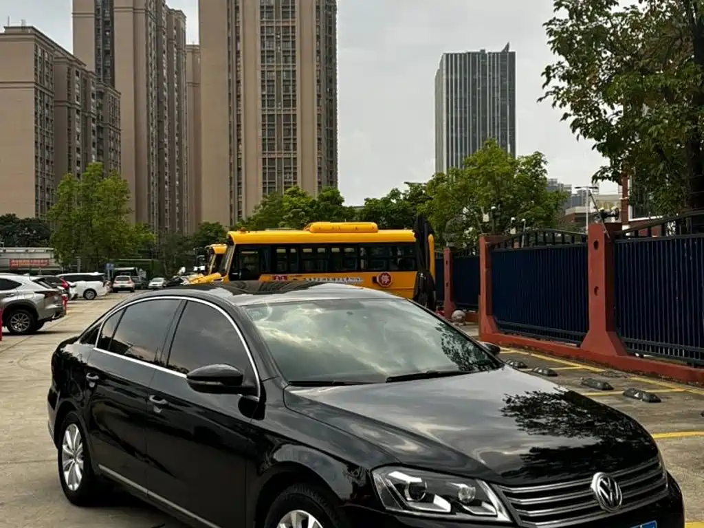 صورة 3 - Volkswagen Magotan