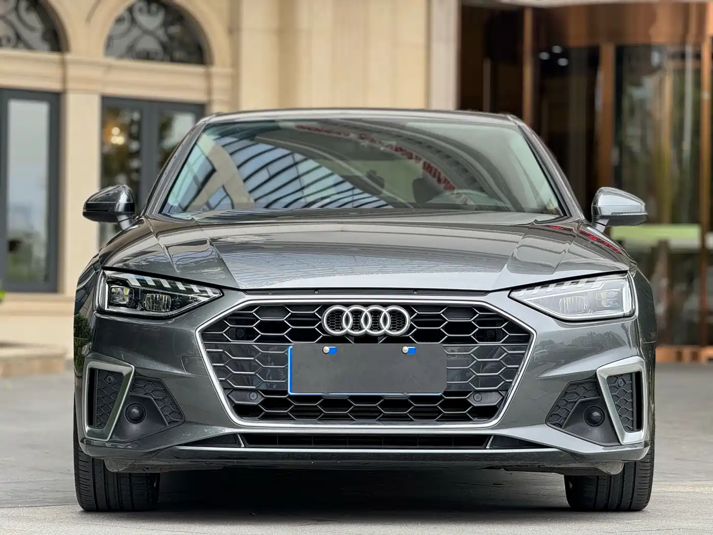 Audi A4L 2020 40 TFSI Luxury Dynamic фото 2