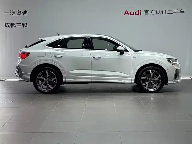 Audi Q3 Sportback 2020 40 TFSI Fashion — фото 3
