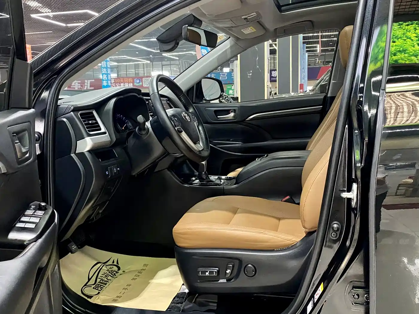 Toyota Highlander 2018 Model 2.0T 4WD Knight Edition 7-Seater China VI фото 11