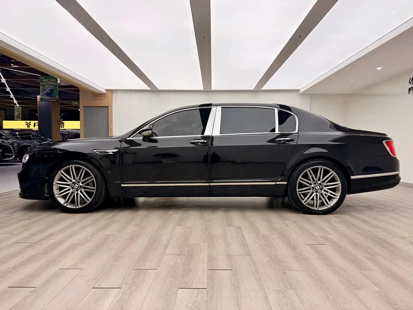 Bentley Flying Spur 2010 Speed China 6.0T фото 8