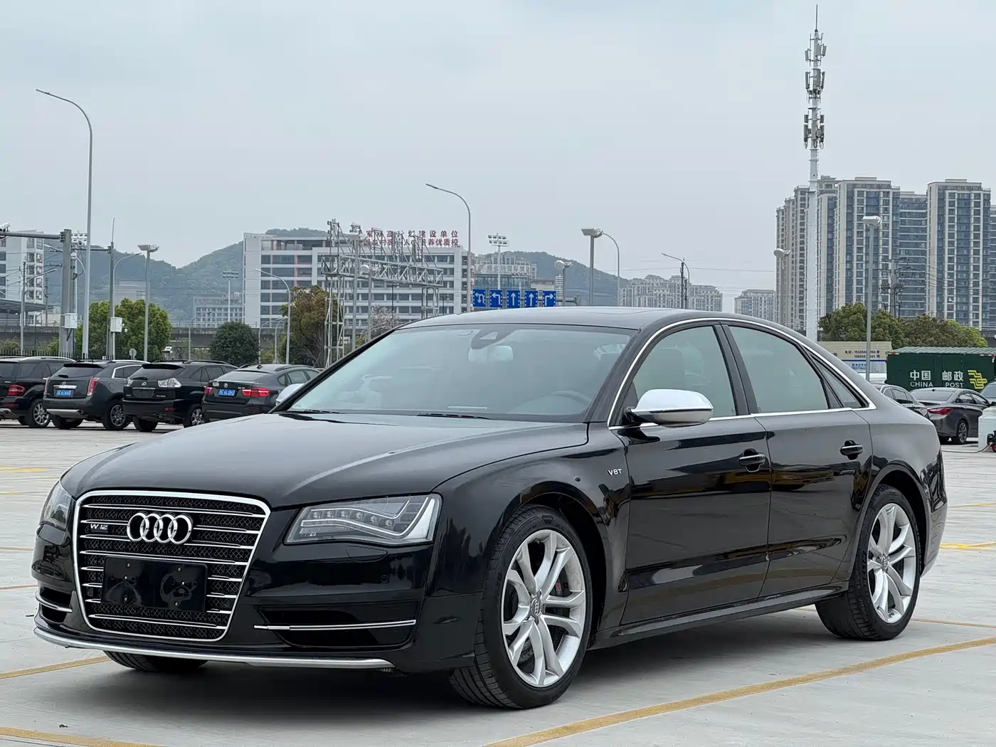 Audi S8 2013 S8 4.0TFSI quattro фото 2
