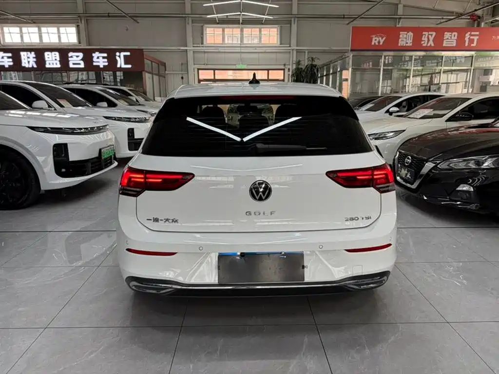 Volkswagen Golf 2024 2023 Facelift 280TSI DSG Pro