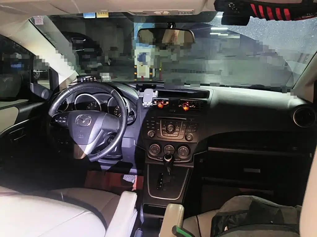 Mazda Mazda5 2014 2013 2.0L Automatic Luxury