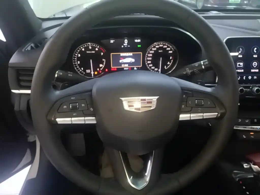Cadillac CT4 2023 2022 28T Luxury Model
