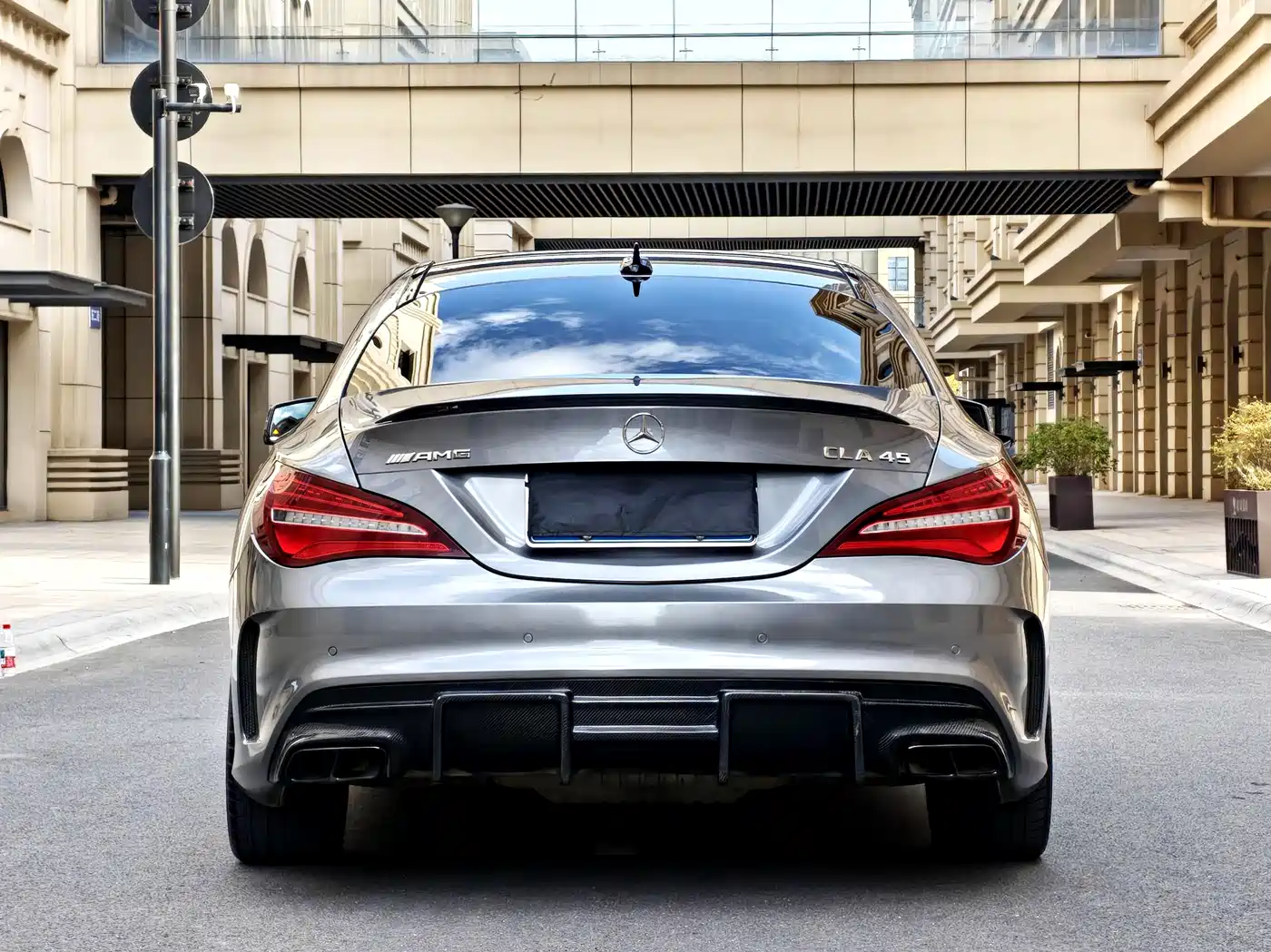 Mercedes-Benz CLA AMG 2017 Facelift AMG CLA 45 4MATIC фото 4