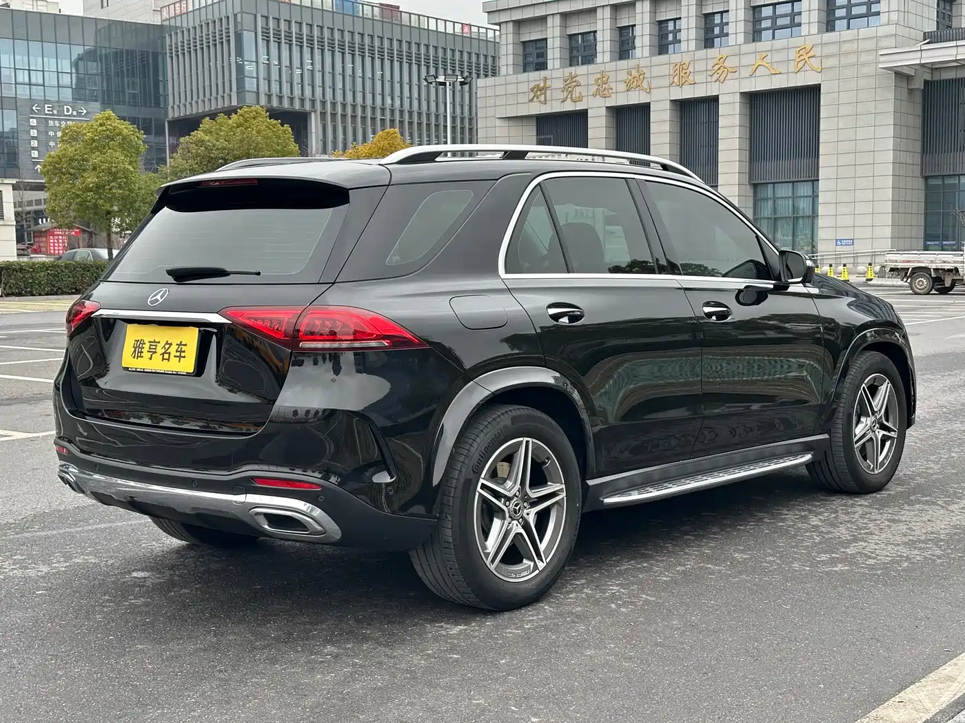 Mercedes-Benz GLE 2023 GLE 450 4MATIC Fashion фото 15