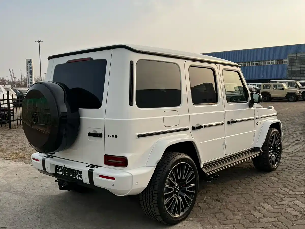 Mercedes-Benz G-Class AMG 2025 AMG G 63 фото 4