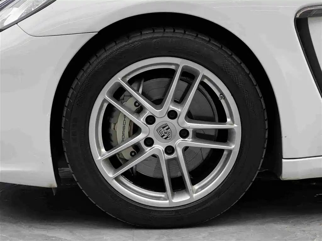 Фото 4 - Porsche Panamera
