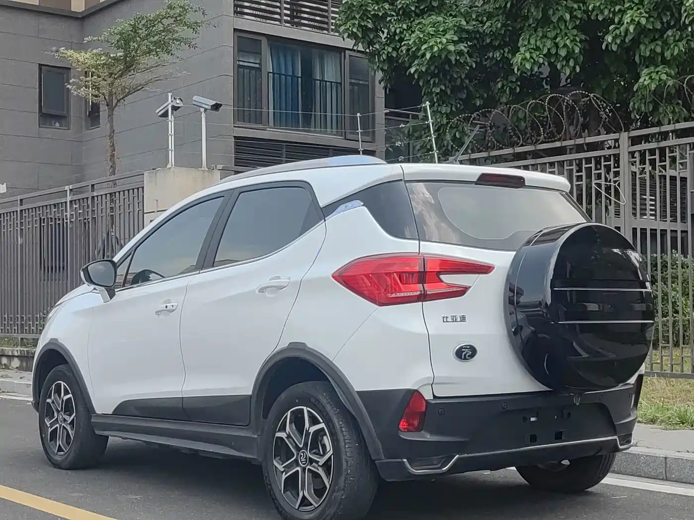 BYD Yuan Pro 2022 2021 401KM Luxury Model