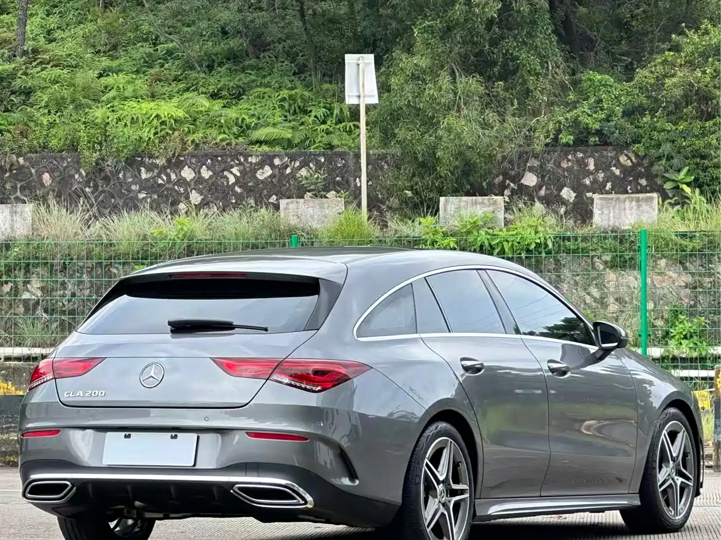 Photo 13 - Mercedes-Benz CLA (Import)