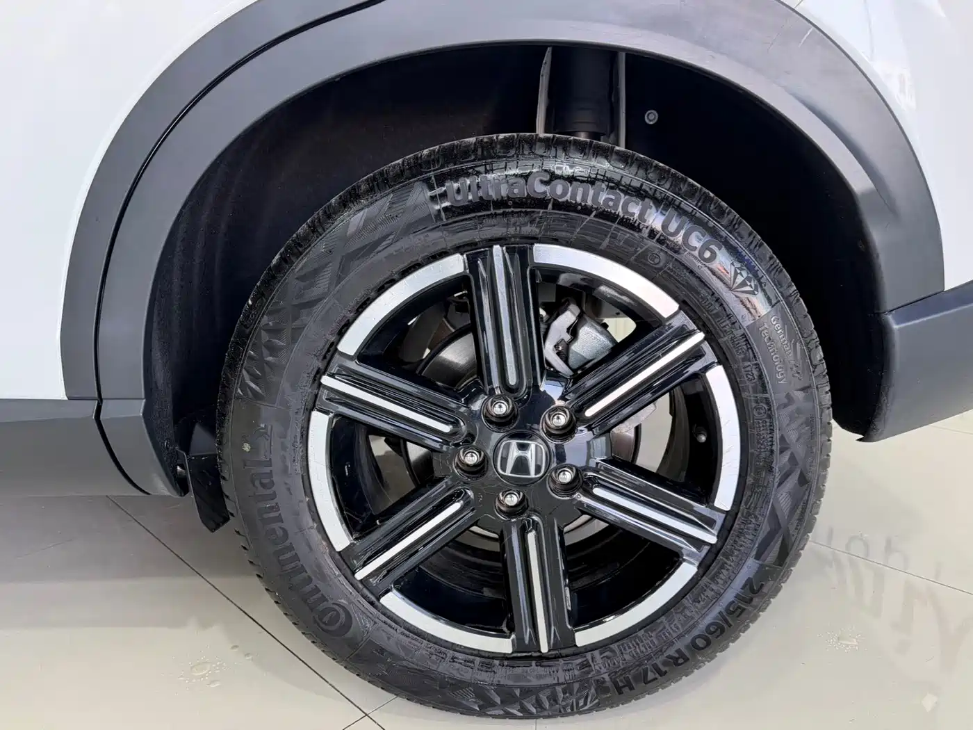 Photo 17 - Honda Vezel