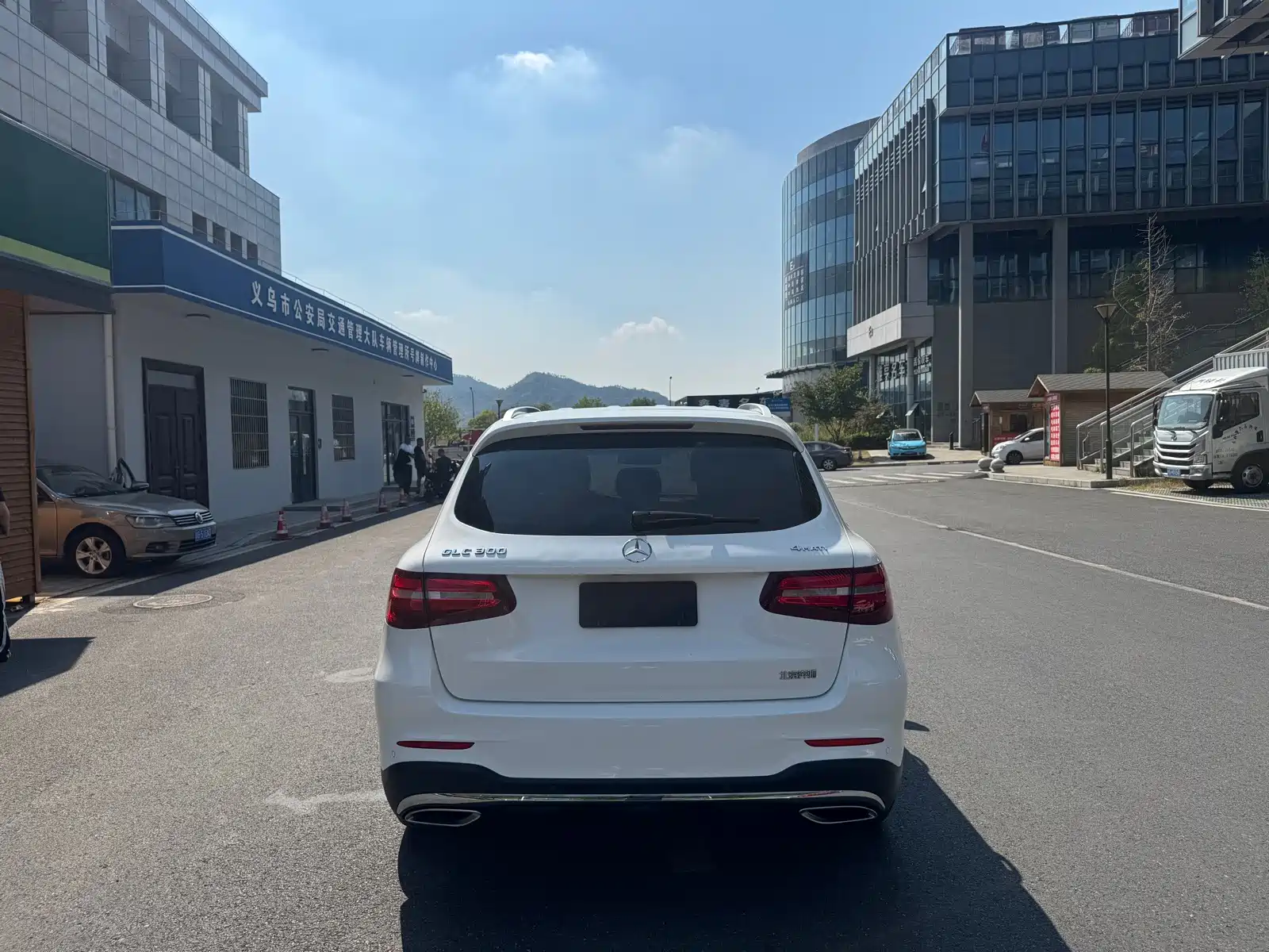 Фото 9 - Mercedes-Benz GLC