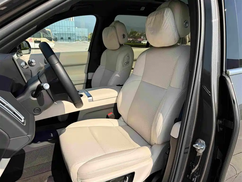 Li Auto Li L8 2025 2025 Ultra Smart Renewal Edition