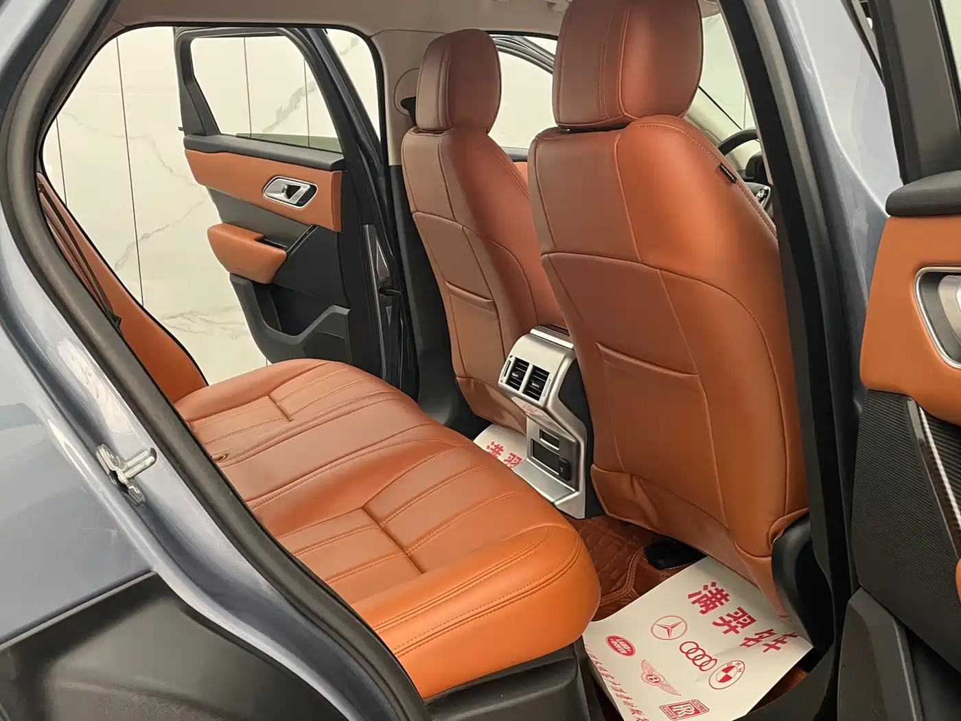 Land Rover Range Rover Velar 2020 P250 фото 15